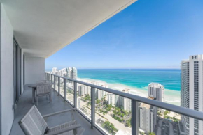 40th Floor Gem Top Views & Amenities